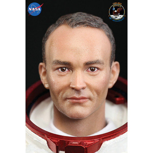 Apollo 11 Command Module Pilot Michael Collins 1/6 Figure Alt Image 2
