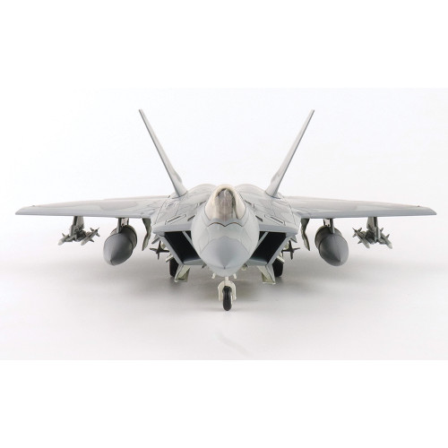 F-22 Raptor 1/72 Die Cast Model Alt Image 1