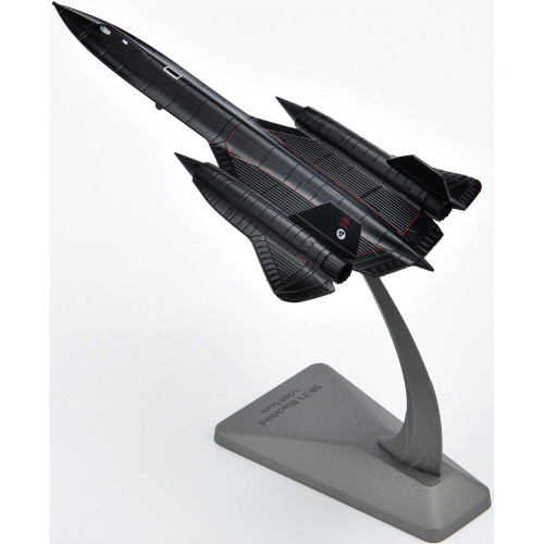 SR-71 Blackbird 1/200 Die Cast Model - AF1-0137 Lt. Col. Yielding and Lt. Col. Vida Alt Image 2