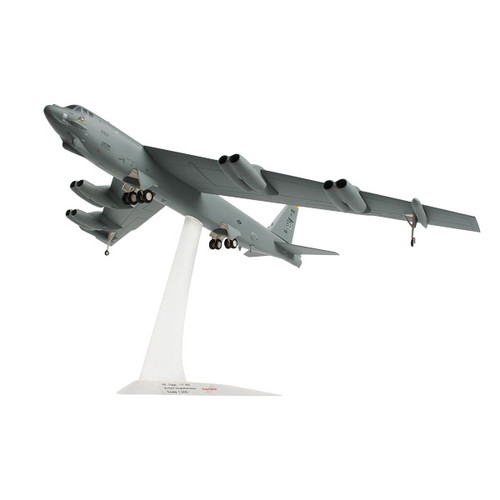 B-52 Stratofortress 1/200 Die Cast Model Alt Image 1