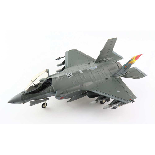 F-35A Lightning II 1/72 Die Cast Model - #6677 Alt Image 6