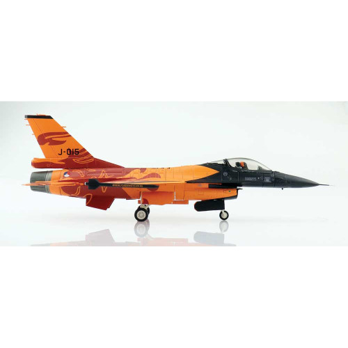 F-16AM Fighting Falcon 1/72 Die Cast Model - HA3885 Alt Image 3