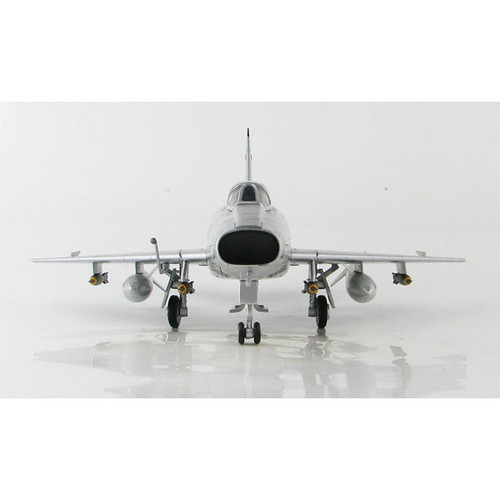 F-100D Super Sabre 1/72 Die Cast Model - #56-3285 Alt Image 4