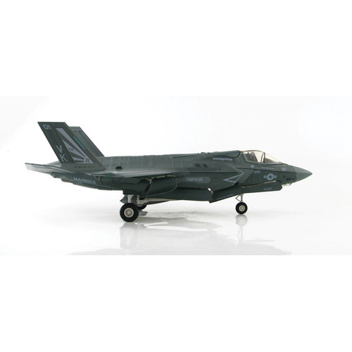 F-35B Lightning II 1/72 Die Cast Model VMFA-121, USMC, Iwakuni 2018 Alt Image 1