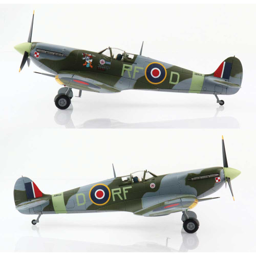 Spitfire MK. Vb 1/48 Die Cast Model RAF, Kemble Air Show, June 2011 "BBMF scheme" Alt Image 2