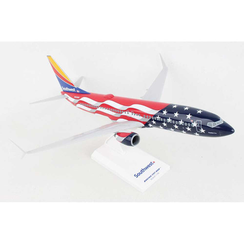 Boeing B737-800 1/130 Model - SWA Alt Image 1