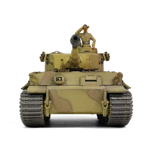 Sd.Kfz.181 PzKpfw VI Tiger Ausf. E 1/32 Die Cast Model #121, Schwere Panzerabteilung 501, 1943 North African Front Alt Image 3