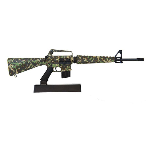 Miniature M16A1 Model - Jungle Camo Main Image