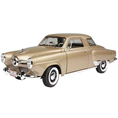 1950 Studebaker Champion 1/18 Die Cast Model - Gold Main Image