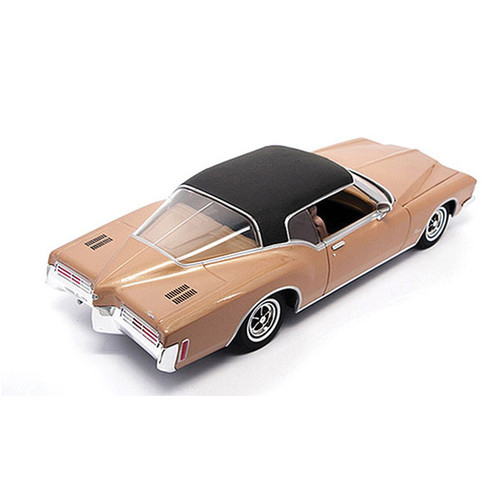No112ミニカー1/18箱あり 1971 BUICK RIVIERA 1971 Buick Riviera GS 1/18 Die Cast Model | Military Issue - The