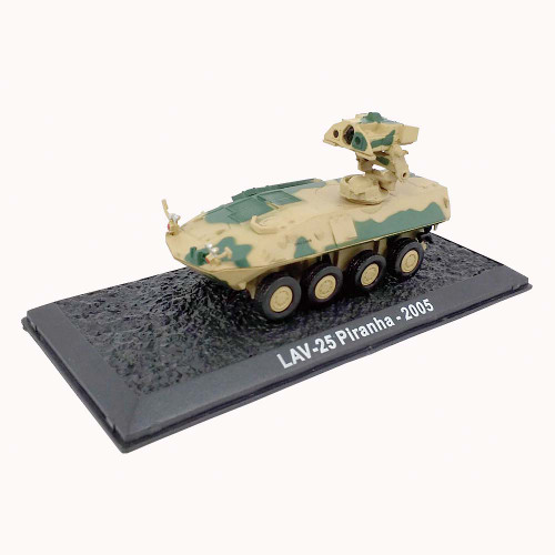 LAV-AT Piranha 1/72 Die Cast Model U.S. Marine Corps, Iraq, 2005 Alt Image 1