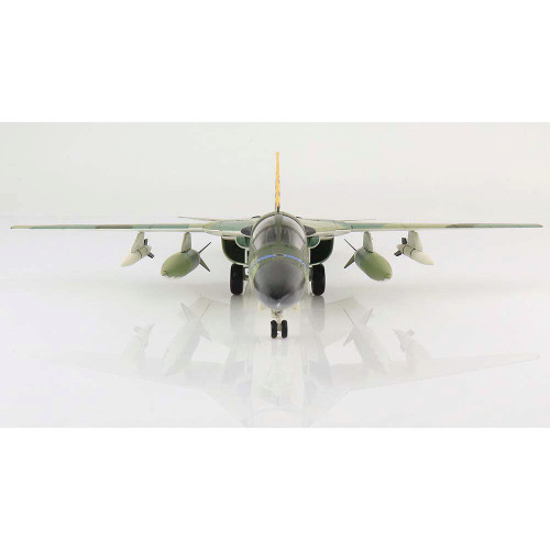 FB-111A Aardvark 1/72 Die Cast Model - HA3029 509th BW, 393rd BS, Pease AFB Alt Image 2