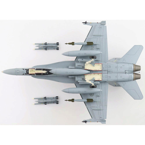 CF-188b Hornet 1/72 Die Cast Model - HA3575 425 Sqn., CAF, 2004 Alt Image 4