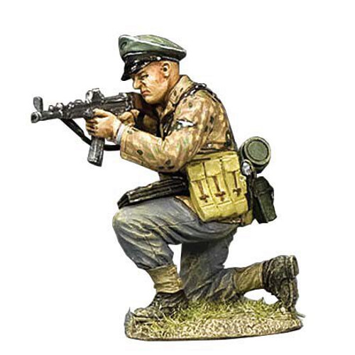HJSS Firing MP44 1/30 Figure King and Country (WS366) Main Image