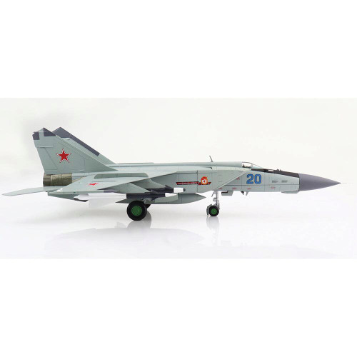 MIG-25PDS 1/72 Die Cast Model 146th GFAR, Vasilkov, 1990 Alt Image 2