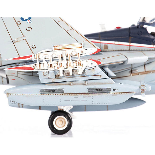 EA-6B Prowler 1/72 Die Cast Model VAQ-140 Patriots, 2006 Alt Image 4