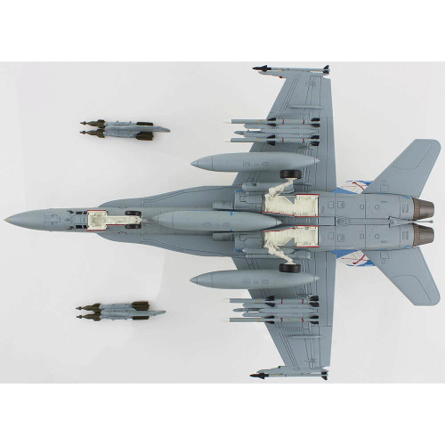 F/A-18D Hornet 1/72 Die Cast Model - HA3579 VMFA-122 "Crusaders", Iwakuni AB, May 2016 Alt Image 4