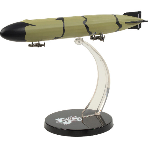 P-Class Zeppelin 1/700 Display Model Alt Image 1