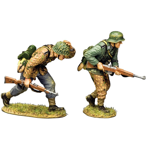 Advancing Under Fire 1/30 Figure Set K&C (WS382) Main Image