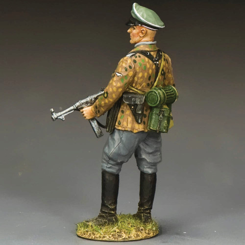 SS Untersturmfuhrer 1:30 Figure King and Country (WS379) Alt Image 1