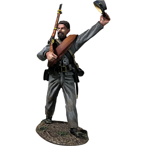 Confederate Infantry Marching Waving Cap 1:30 Figure William Britain (31444) Main Image