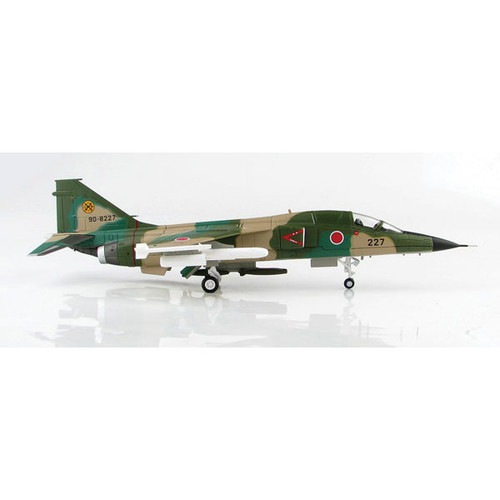 Mitsubishi F-1 1/72 Die Cast Model Alt Image 3