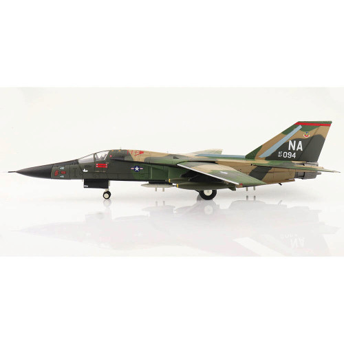F-111A Aardvark 1/72 Die Cast Model - HA3032 430th TFS, 347 th TFW, Korat RTAFB, 1975 Alt Image 2