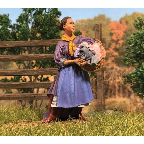 Miss Alice on Laundry Day 1/30 Figure Alt Image 1