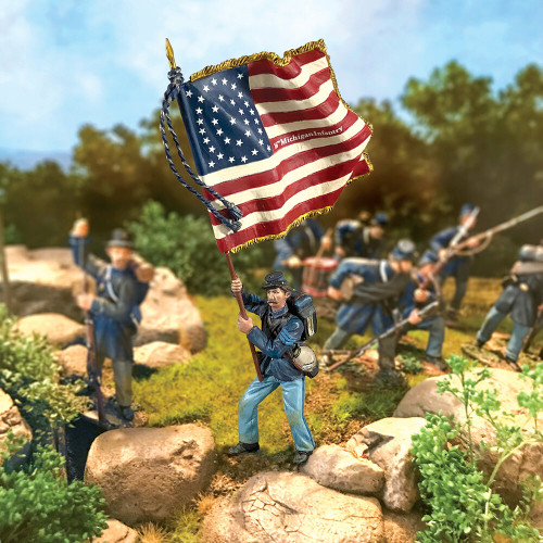 Union 16th Michigan Flagbearer with National Colors 1/30 Fig William Britain (31422) Alt Image 1