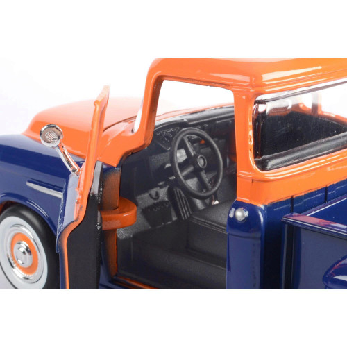 1955 Chevrolet Gulf Oil & Service Pickup Alt Image 3
