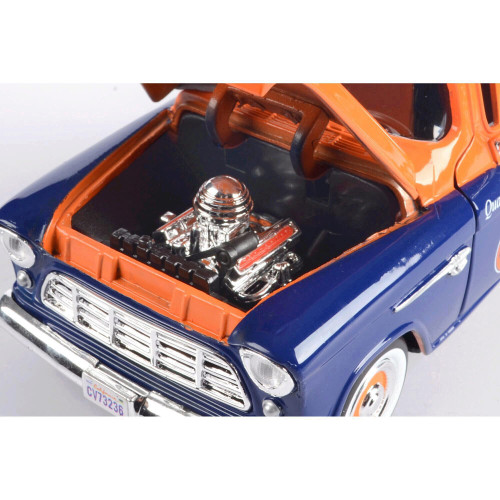 1955 Chevrolet Gulf Oil & Service Pickup Alt Image 4