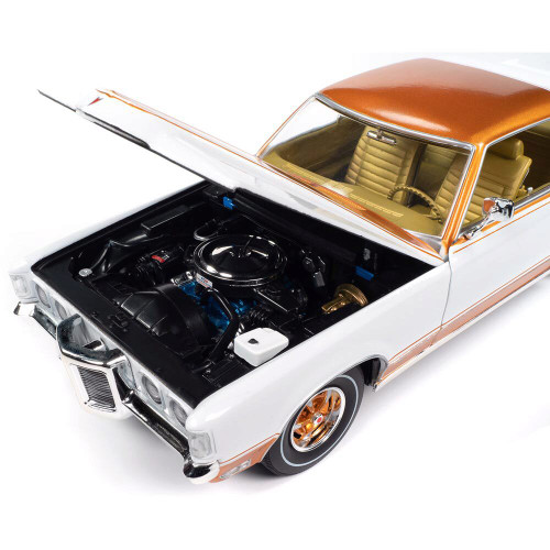 1969 Pontiac Grand Prix (Royal Bobcat) - Cameo White Alt Image 4