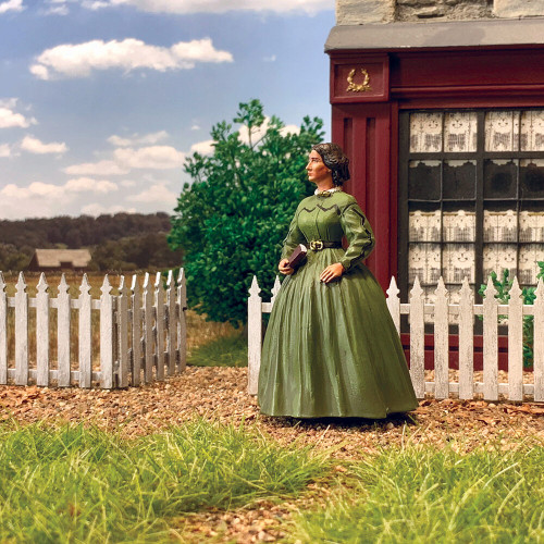 Harriet Beecher Stowe, Author and Abolitionist 1/30 Figure William Britain (10098) Alt Image 1