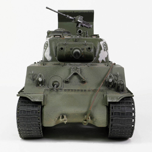 M4A(105) Sherman 1/32 Die Cast Model 711th Tank Battalion, U.S. Army, Okinawa, 1945 Alt Image 3