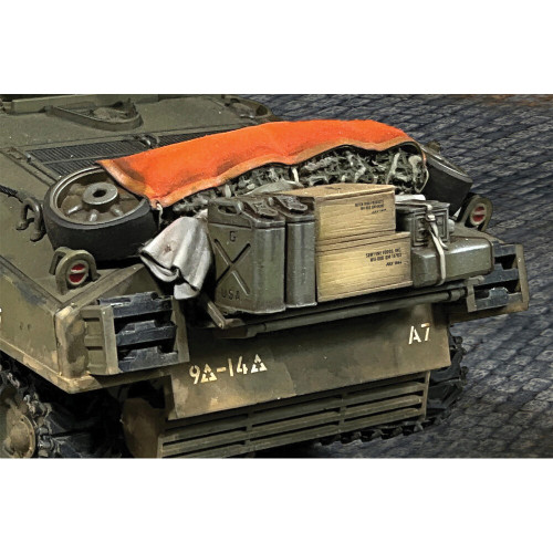 M4A3(75) Sherman 1/30 Model William Britain (25208) Alt Image 7
