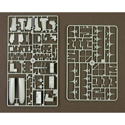 U.S.S. Ronald Reagan CVN-76 1/720 Kit Alt Image 4