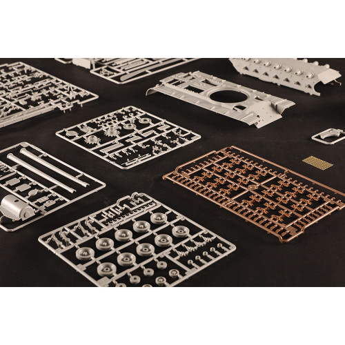 T29E3 Heavy Tank 1/35 Kit HobbyBoss (84511) Alt Image 3