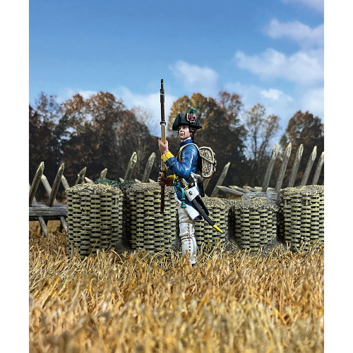 Royal Deux-Ponts Standing Defending 1/30 Figure WILLIAM BRITAIN (16182) Alt Image 1