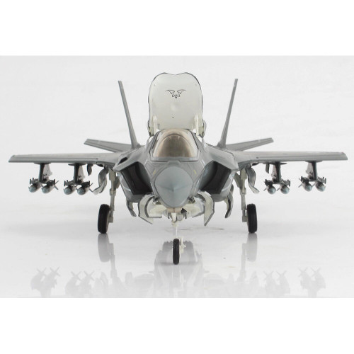 F-35B Lightning II 1/72 Die Cast Model - HA4623 VMFA 242 "Bats", Iwakuni 2024 (beast mode) Alt Image 1