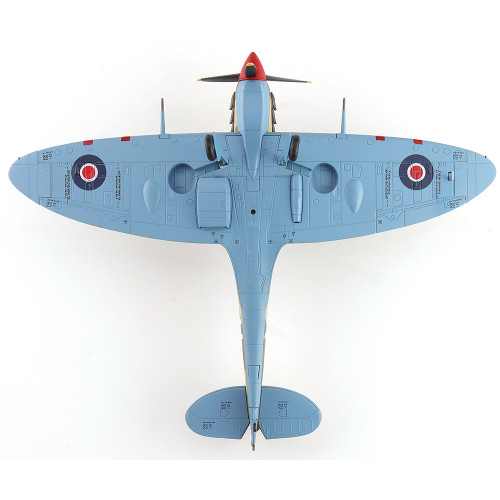 Spitfire Mk V 1/48 Die Cast Model - HA7860 ER220 No. 92 East India Squadron early 1943 Alt Image 5