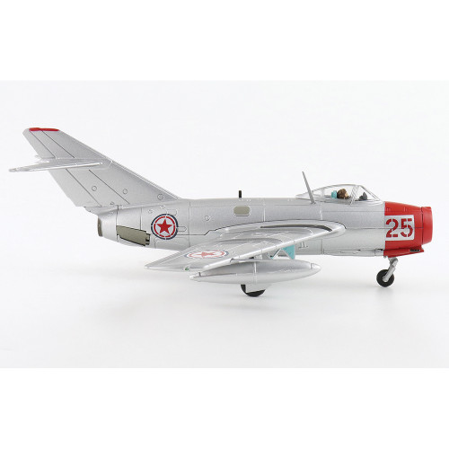 MIG-15 Fagot 1/72 Die Cast Model Alt Image 2