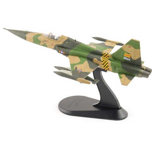 F-5A Freedom Fighter 1/72 Die Cast Model Alt Image 5