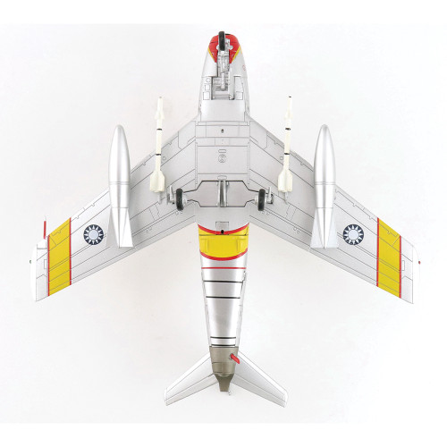 F-86 Sabre 1/72 Die Cast Model Alt Image 4