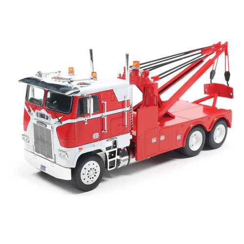 1:43 Scale 1987 Freightliner FLA Tow Truck - Red & White Main Image