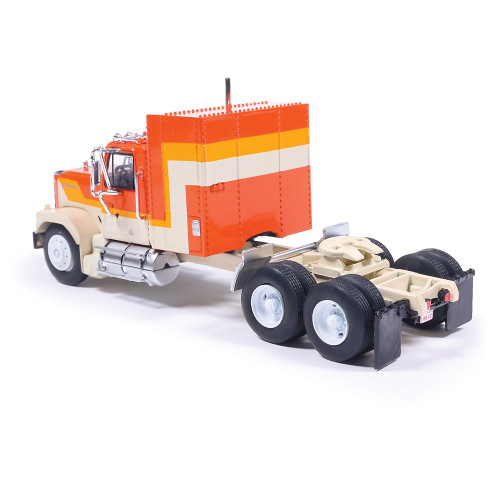 1980 GMC General - Orange And Yellow Alt Image 3