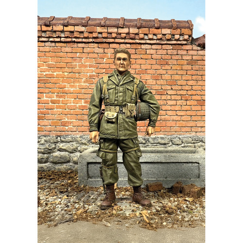 Capt. Dick Winters 1/30 Figure William Britain (25314) Alt Image 1