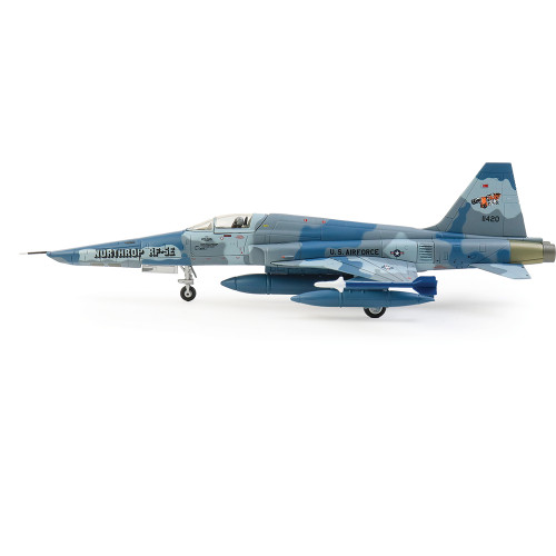 RF-5S Tiger Eye 1/72 Die Cast Model - HA3390 Edwards AFB, Jan 1979 Alt Image 1