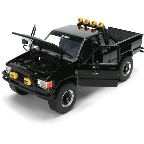 1985 Toyota Back to the Future SR5 Pickup w/MARTY's Skateboard Alt Image 2