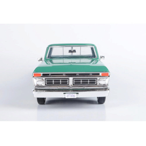 1977 Ford F-150 Custom Pickup - Jade Glow Alt Image 1