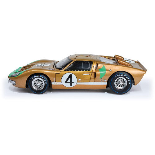 1966 Ford GT40 #4 Le Mans 24 Hours Alt Image 6